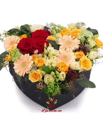 Inima din flori mixte