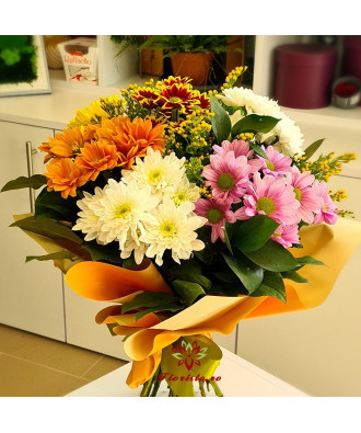 Buchet Crizanteme mix si solidago